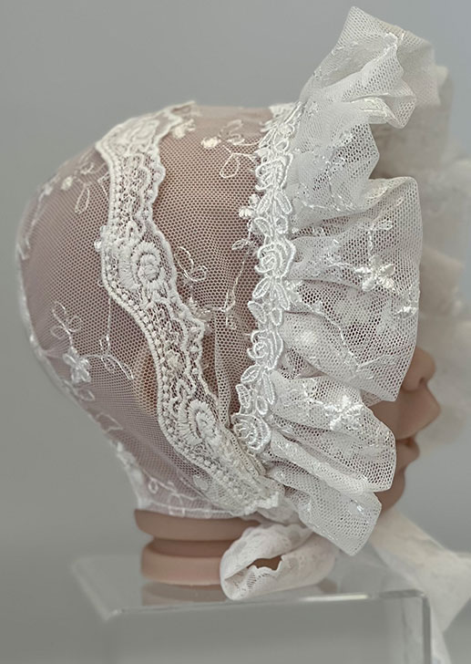 Lace Bonnet ~ Newborn 